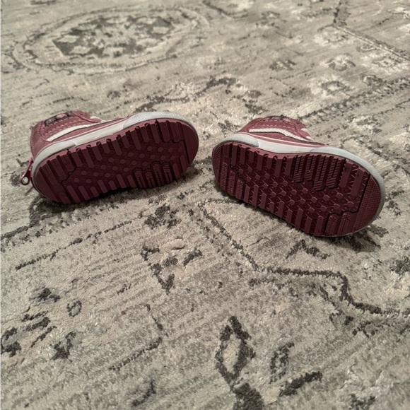 Toddler Vans - Picture 3 of 3